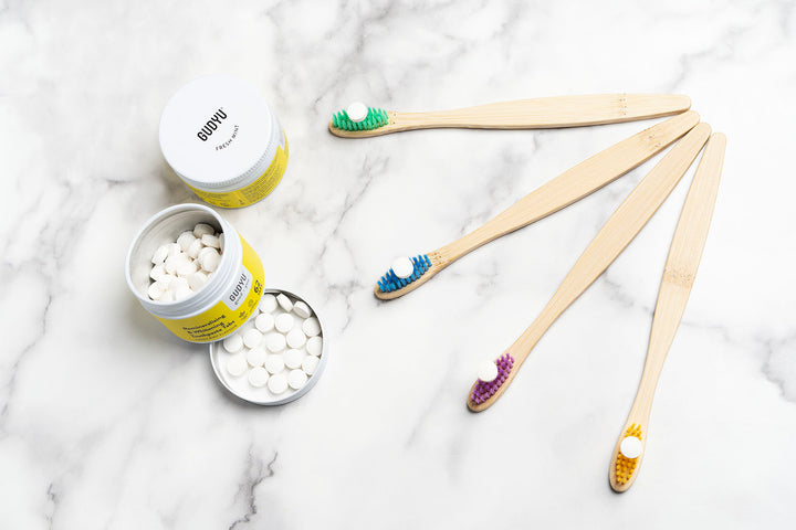 REMINERALISING AND WHITENING TOOTHPASTE TABS - GudYu